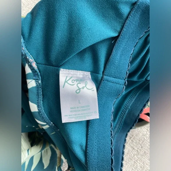 One piece swimsuit 🩱 - Picture 5 of 5